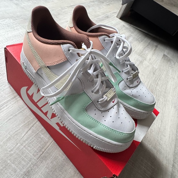Nike Air Force 1 with Mint and Peach Accents - Picture 2 of 5